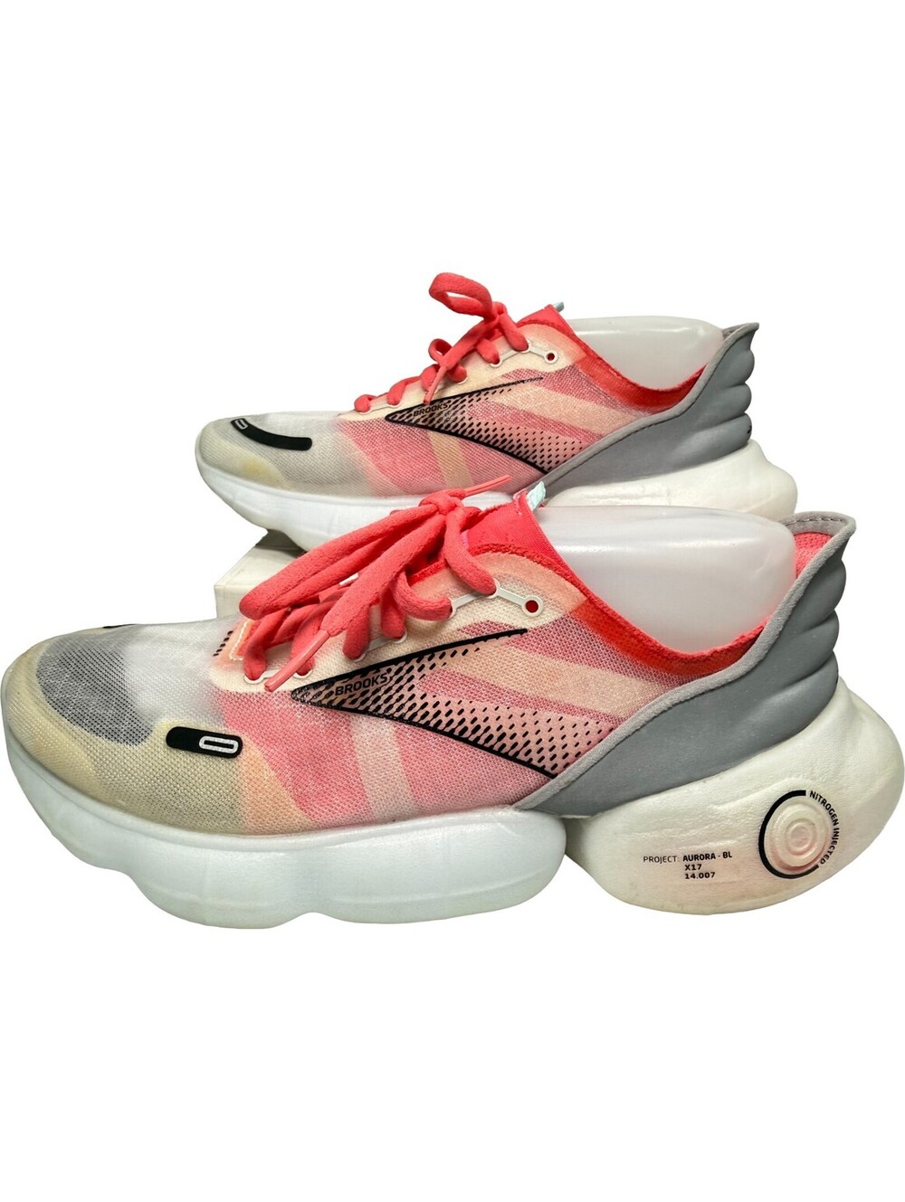 Brooks Aurora BL Womens 8.5 Nitrogen Injected Running Shoes 1203541B068 Coral